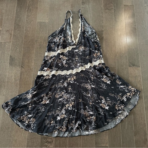 NWT Free People Intimately Slip My Mind Trapeze Dress Festival Romantic Size M - Picture 7 of 9